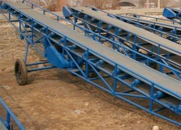 皮帶輸送機(jī)